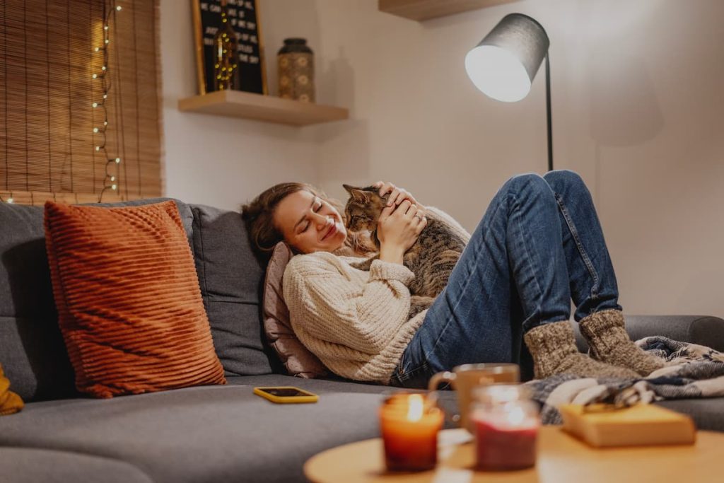 Is it true that candles are bad for pets?